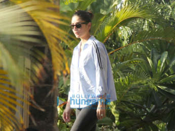 Kareena Kapoor Khan and Taimur Ali Khan snapped at Amrita Arora's house