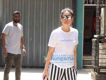 Kareena Kapoor Khan spotted in Khar