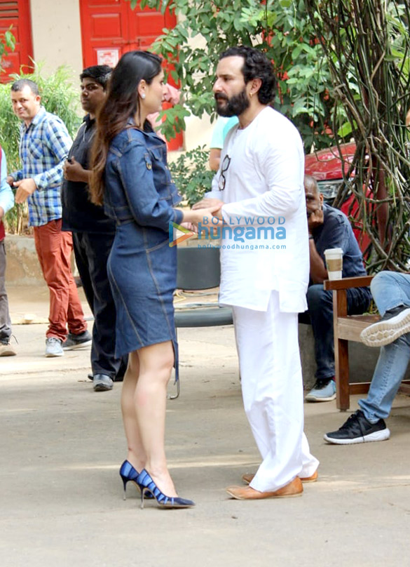 kareena kapoor saif ali khan snapped at mehboob studio in bandra 2
