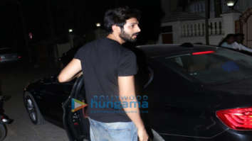 Kartik Aaryan snapped in Juhu