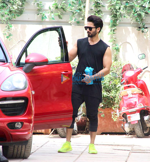 nidhhi agerwal and shahid kapoor spotted at the gym 4