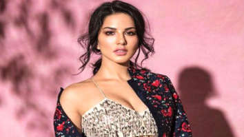 Now fans can have LUNCH with Sunny Leone but it is for a cause