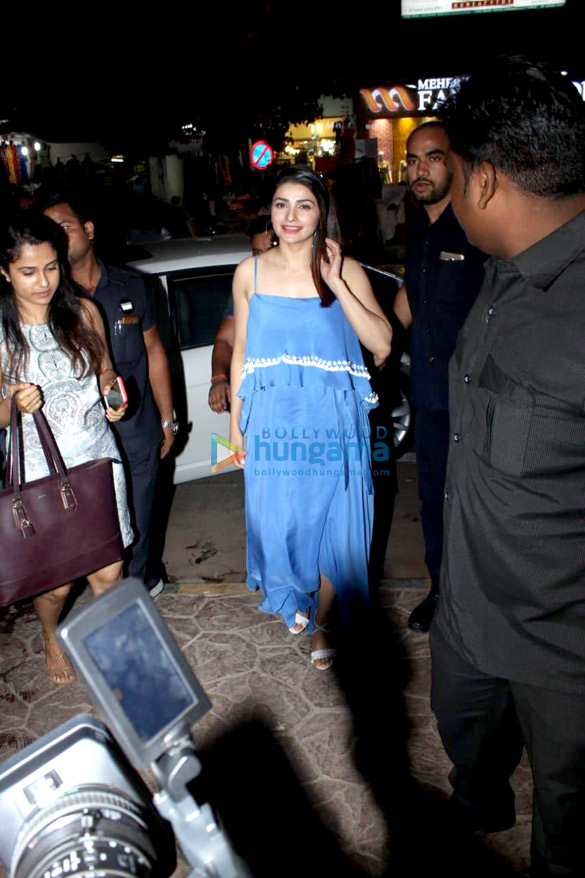 prachi desai snapped shopping at irla 4