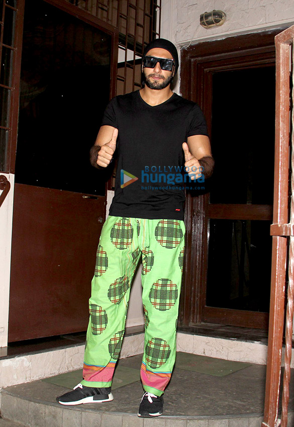 ranveer singh snapped at a recording studio in bandra 2