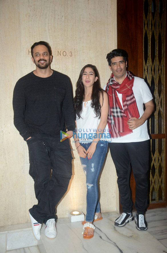 rohit shetty and sara ali khan snapped at manish malhotras house in bandra 1