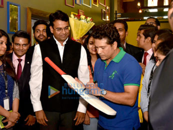 Sachin Tendulkar launches Smaaash in Navi Mumbai