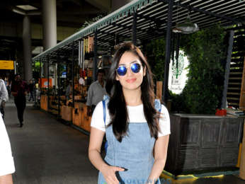 Salman Khan, Aishwarya Rai Bachchan, Jacqueline Fernandez and others snapped at the airport