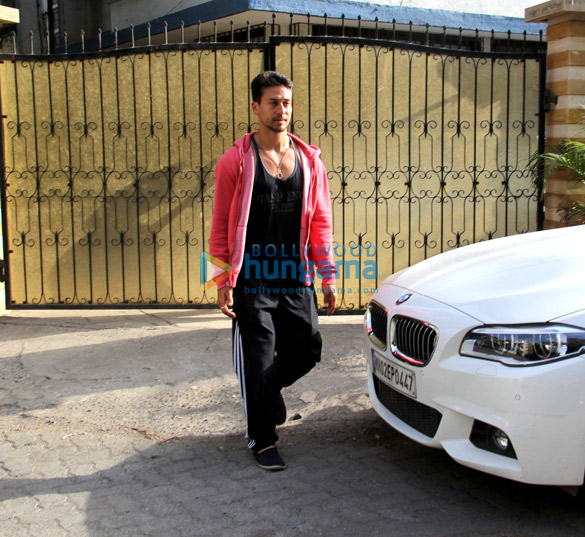 Tiger Shroff snapped in Mumbai Tiger Shroff snapped in Mumbai