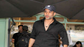 Tusshar Kapoor snapped with friends at The Kitchen Garden in Bandra