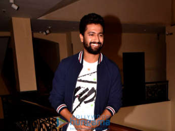 Vicky Kaushal snapped celebrating his birthday