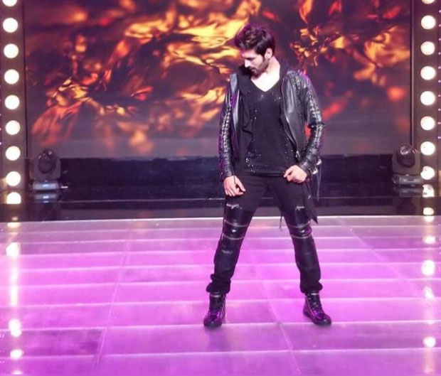 WATCH: Kartik Aaryan burns the dance floor at the IPL 2018 closing ceremony!