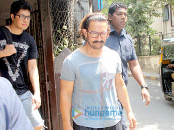 Aamir Khan spotted at Shankar Mahadevan's studio in Bandra