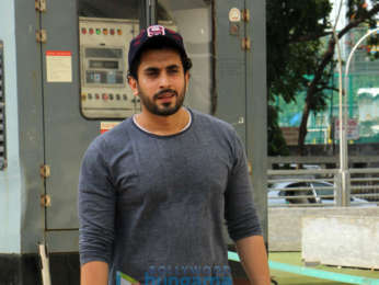Ameesha Patel snapped with Sunny Singh Nijjar at PVR Juhu (2)