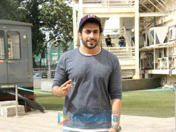 Ameesha Patel snapped with Sunny Singh Nijjar at PVR Juhu (2)