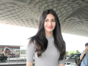 Varun Dhawan, Sonakshi Sinha, Amyra Dastur and others snapped at the airport