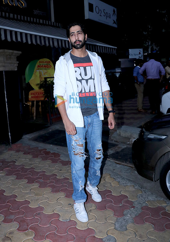 ankur bhatia snapped at aroma cafe 4
