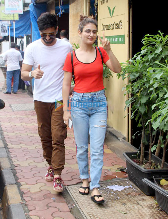 Aparshakti Khurana and Fatima Sana Shaikh snapped at Farmers’ Cafe Aparshakti Khurana and Fatima Sana Shaikh snapped at Farmers’ Cafe