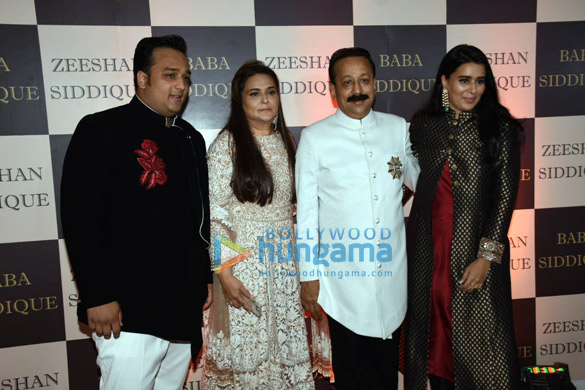 celebs grace baba siddiques iftar party 1