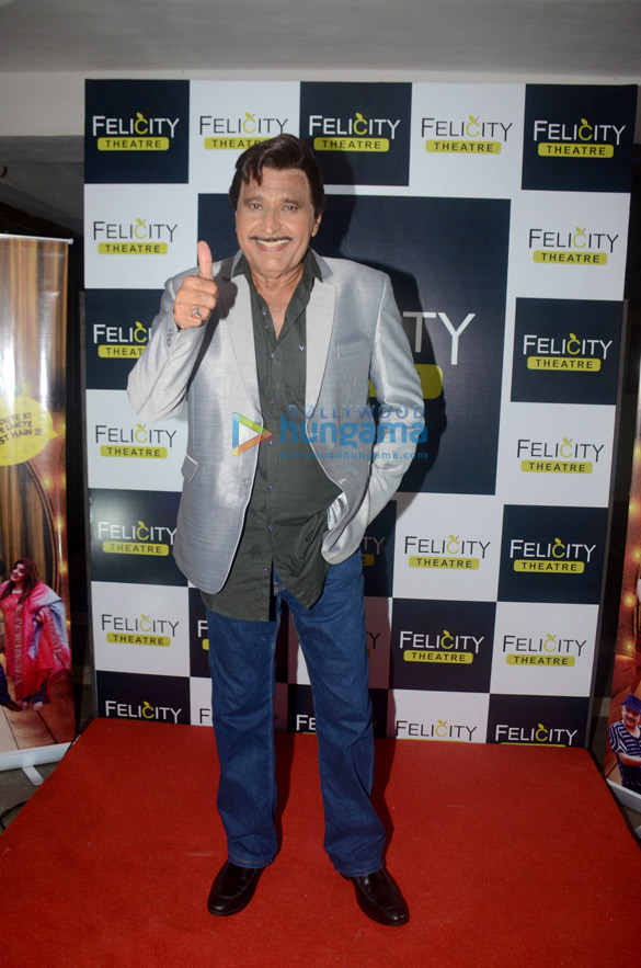 celebs grace the premiere of the play wrong number in mumbai 1
