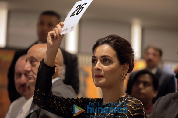 dia mirza anil kapoor and others snapped at osians cinematic heritage auction at iifa 2018 5