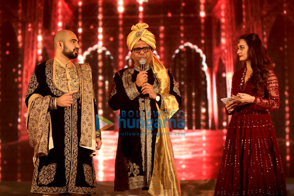 dia mirza urvashi rautela and nagma grace nawab of kurnool adnan ul mulk nida farooquis mehendi musical night 6