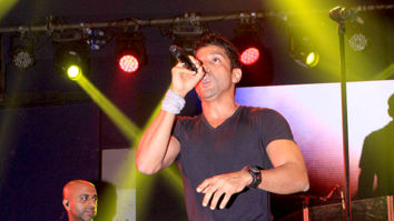 Farhan Akhtar snapped during the live concert ‘Love For Life Begans With Music’