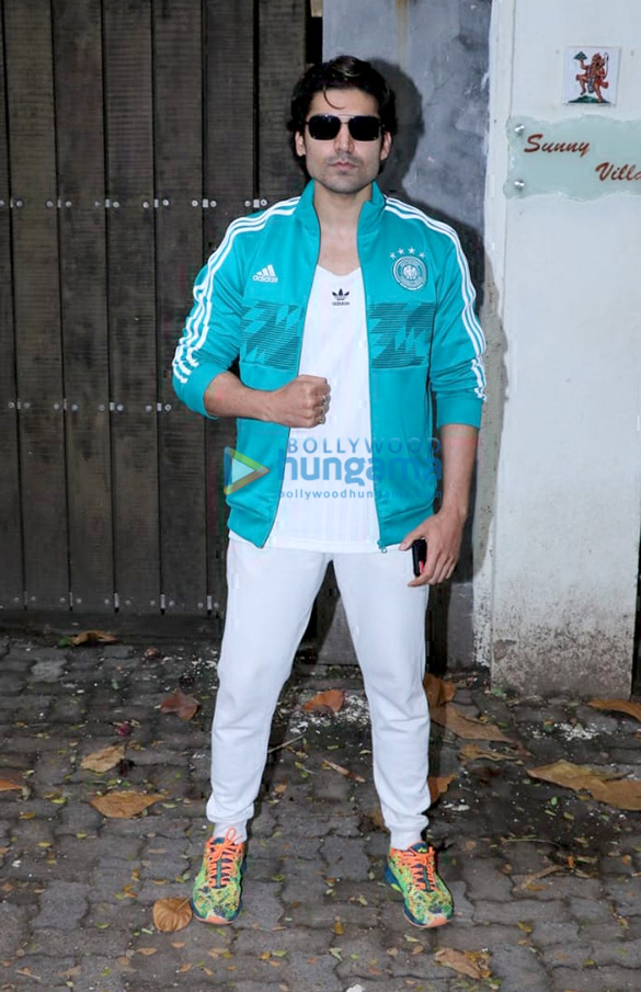 Gurmeet Choudhary spotted at Sunny Super Sound in Juhu