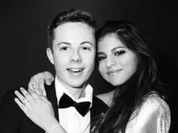 Hot Damn! Who is Suhana Khan’s handsome mystery man? (see pic)