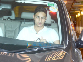 Ibrahim Ali Khan, Soha Ali Khan and Kunal Kemmu snapped at Saif Ali Khan's apartment in Bandra