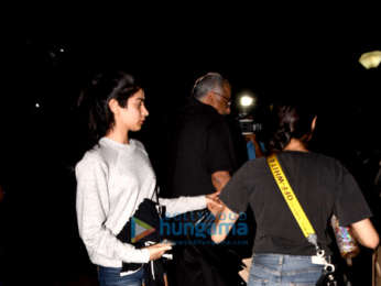 Janhvi Kapoor, Khushi Kapoor & Boney Kapoor visit Arjun Kapoor's home