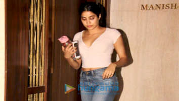 Janhvi Kapoor snapped at Manish Malhotra’s house