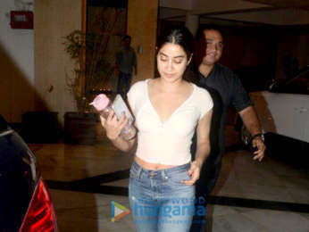 Janhvi Kapoor snapped at Manish Malhotra's house