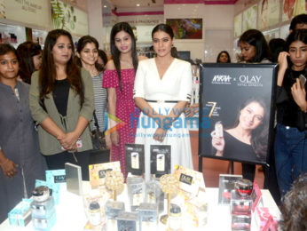 Kajol graces the launch of the Health & Glow store at Phoenix Market City, Kurla