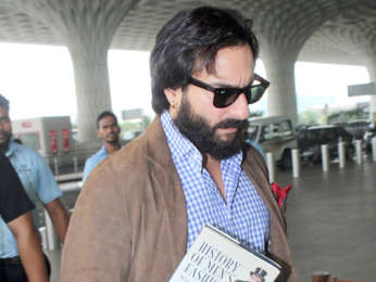 Kareena Kapoor Khan and Saif Ali Khan snapped at the airport