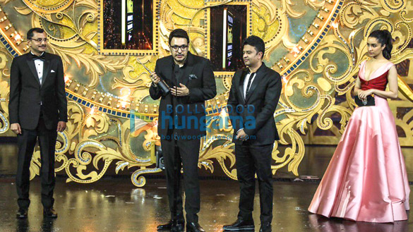 kartik aaryan zaira wasim bobby deol and others grace the iifa awards 2018579 2