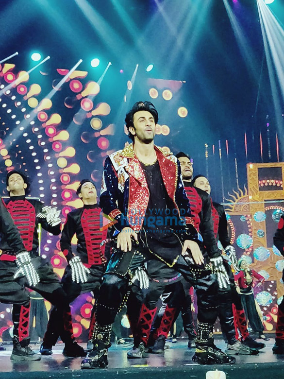 kartik aaryan zaira wasim bobby deol and others grace the iifa awards 201886 1