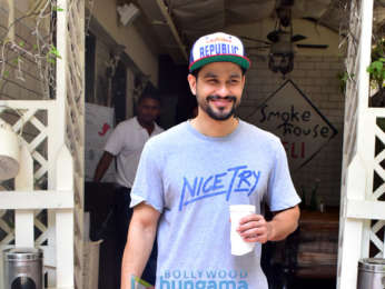 Kunal Khemu and Soha Ali Khan snapped outside Smoke House Deli