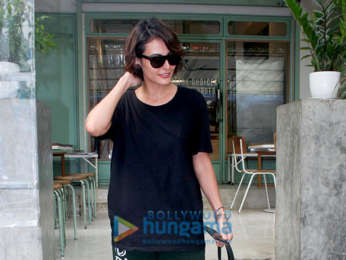 Mandana Karimi spotted at Bandra