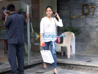 Mira Rajput spotted at a store