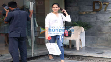 Mira Rajput spotted at a store