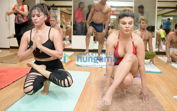 Rakhi Sawant and Arshi Khan snapped practicing yoga on International Yoga Day