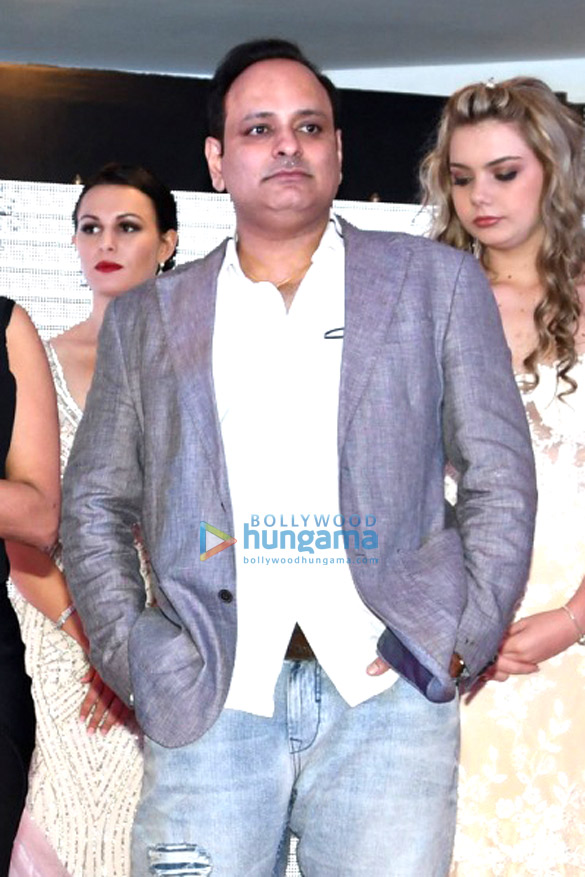 rakhi sawant snapped attending the cine buster awards 5
