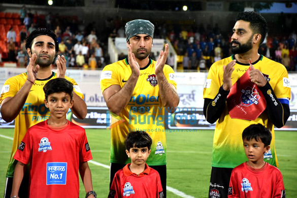 ranbir kapoor abhishek bachchan ishaan khatter and others snapped at football match in pune 1