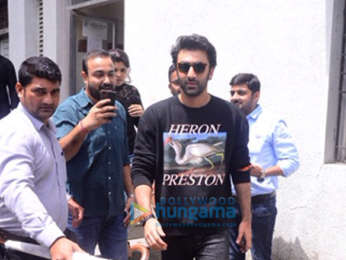 Ranbir Kapoor spotted in Mumbai