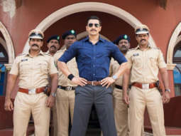 SIMMBA! Ranveer Singh poses as Sangram Bhalerao with his team
