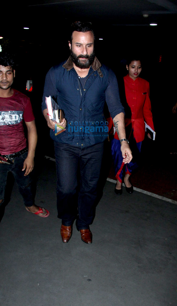 saif ali khan nawazuddin siddiqui richa chadda and others snapped at the airport 5