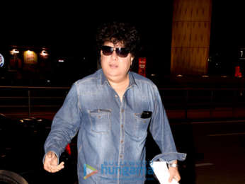 Salman Khan, Jacqueline Fernandez, Janhvi Kapoor, Bipasha Basu and others snapped at the airport