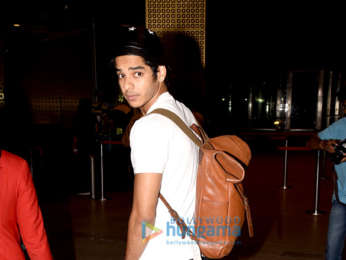 Salman Khan, Jacqueline Fernandez, Janhvi Kapoor, Bipasha Basu and others snapped at the airport