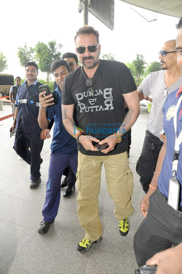 Sanjay Dutt, Urvashi Rautela and others snapped at the airport Sanjay Dutt, Urvashi Rautela and others snapped at the airport