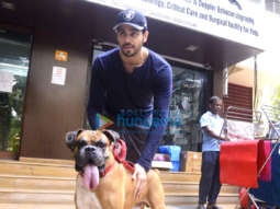 Sidharth Malhotra spotted at a dog’ hospital in Bandra